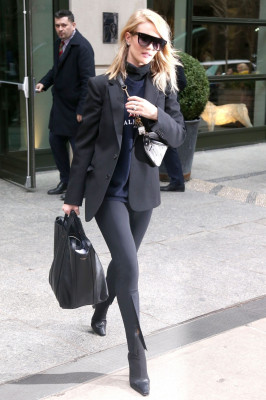 Rosie Huntington-Whitely pic #1098932