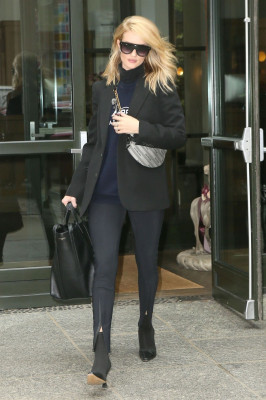 Rosie Huntington-Whitely pic #1098931