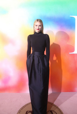Rosie Huntington-Whitely pic #1112170