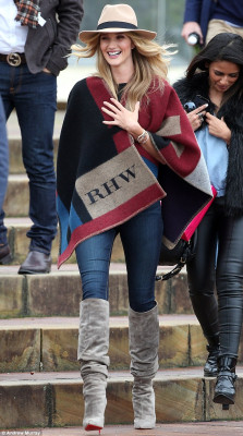 Rosie Huntington-Whitely pic #725140