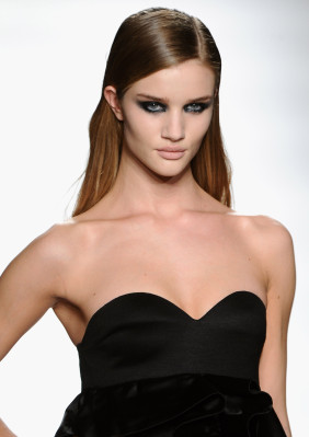 photo 25 in Rosie Huntington-Whitely gallery [id152810] 2009-05-05 00:00:00