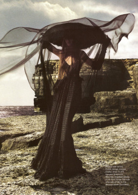 photo 5 in Rosie Huntington-Whitely gallery [id182362] 2009-09-22 00:00:00