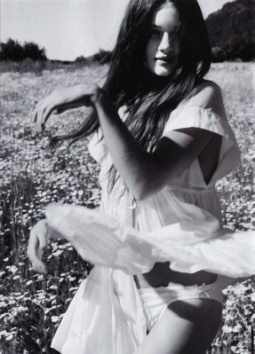 photo 6 in Rosie Huntington-Whitely gallery [id88912] 2008-05-19 00:00:00