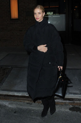 Rosie Huntington-Whitely pic #1112084