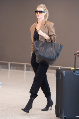 Rosie Huntington-Whitely pic #1111781