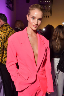 Rosie Huntington-Whitely pic #1111777