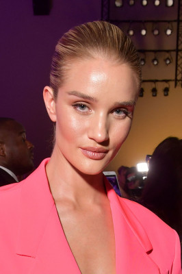 Rosie Huntington-Whitely pic #1111776