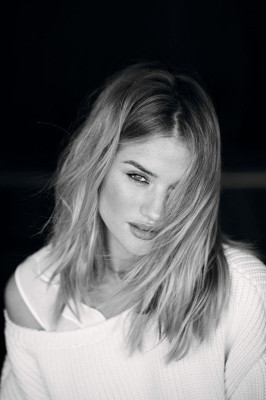 Rosie Huntington-Whitely pic #824816
