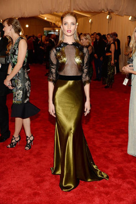 Rosie Huntington-Whitely pic #602033