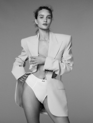 photo 7 in Rosie Huntington-Whitely gallery [id1249556] 2021-03-06 00:00:00