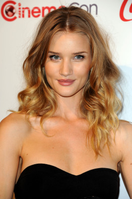 Rosie Huntington-Whitely pic #364741