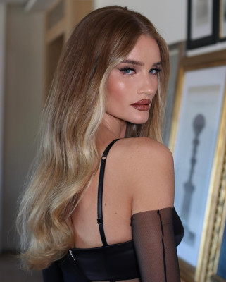 Rosie Huntington-Whitely pic #1329055