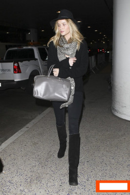 Rosie Huntington-Whitely pic #590378