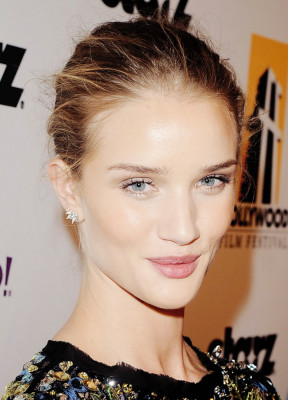 Rosie Huntington-Whitely pic #415850