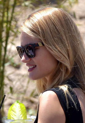Rosie Huntington-Whitely pic #607405
