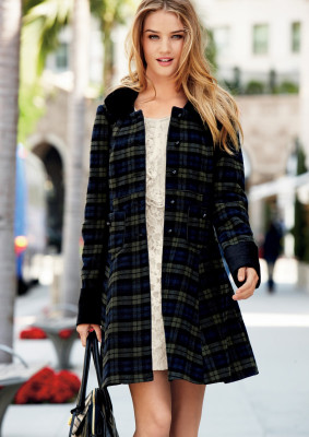 Rosie Huntington-Whitely pic #382028