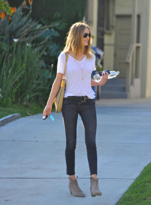 Rosie Huntington-Whitely pic #442968