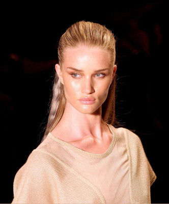Rosie Huntington-Whitely pic #499446