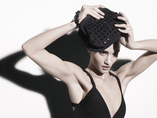 photo 12 in Rosie Huntington-Whitely gallery [id244111] 2010-03-23 00:00:00