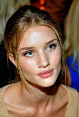 Rosie Huntington-Whitely pic #404715