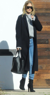 Rosie Huntington-Whitely pic #980018