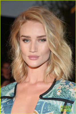 Rosie Huntington-Whitely pic #830963