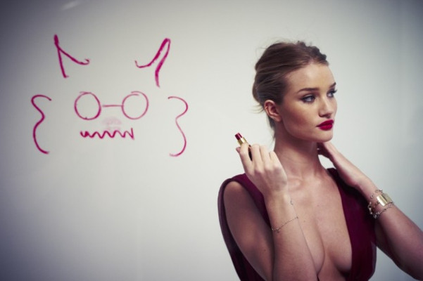 Rosie Huntington-Whitely pic #402361