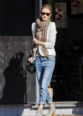 Rosie Huntington-Whitely pic #433054
