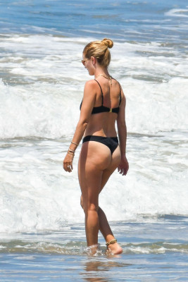 Rosie Huntington-Whitely pic #1166347