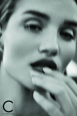 Rosie Huntington-Whitely pic #1111350