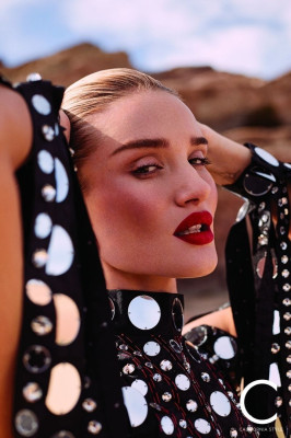 Rosie Huntington-Whitely pic #1111354