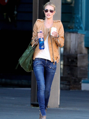 Rosie Huntington-Whitely pic #491405