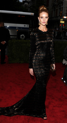 Rosie Huntington-Whitely pic #487315