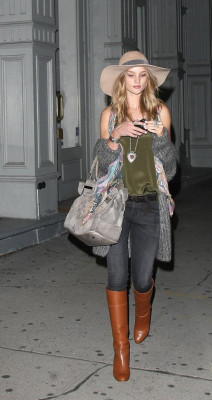 Rosie Huntington-Whitely pic #295088