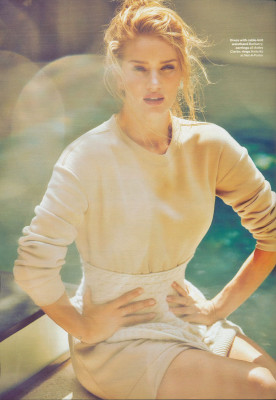 Rosie Huntington-Whitely pic #930545