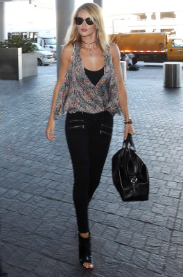 Rosie Huntington-Whitely pic #794489