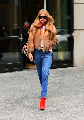 Rosie Huntington-Whitely pic #1007787