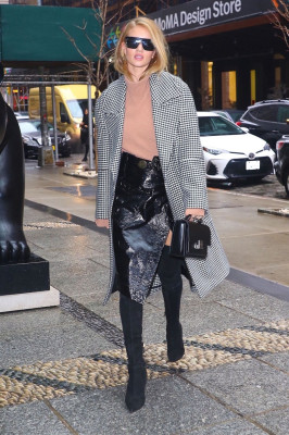 Rosie Huntington-Whitely pic #1008244