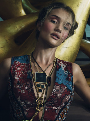 Rosie Huntington-Whitely pic #806719