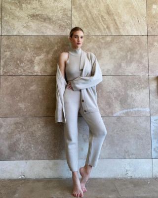 photo 15 in Rosie Huntington-Whitely gallery [id1252765] 2021-04-13 00:00:00
