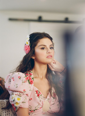 Selena Gomez pic #1245868
