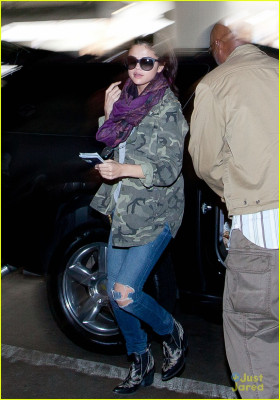 Selena Gomez pic #600549