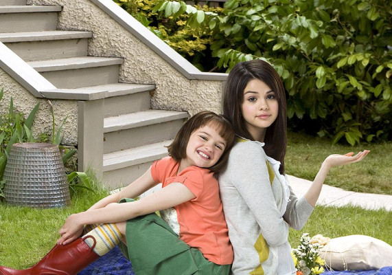 Selena Gomez pic #506341