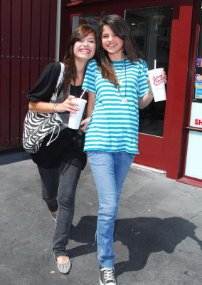 Selena Gomez pic #431823