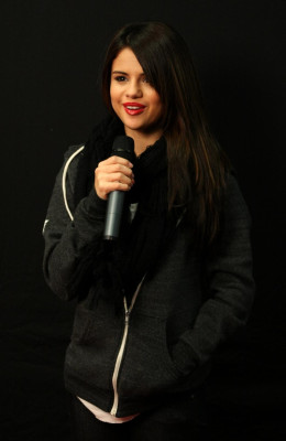Selena Gomez pic #391250