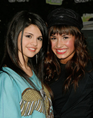 Selena Gomez pic #377524