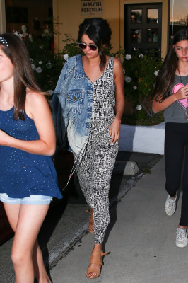 Selena Gomez pic #688764
