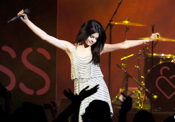 Selena Gomez pic #268783