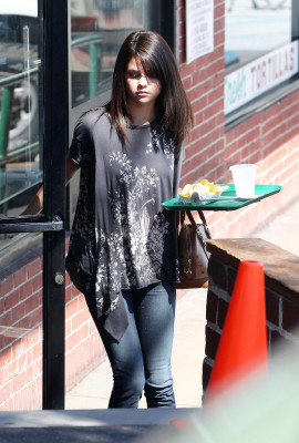 Selena Gomez pic #393842