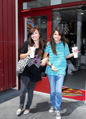 Selena Gomez pic #432123